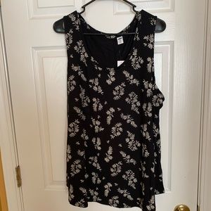 Black/White Tank top blouse